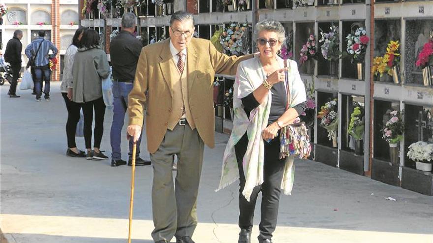 La provincia toma los cementerios en recuerdo a sus seres queridos