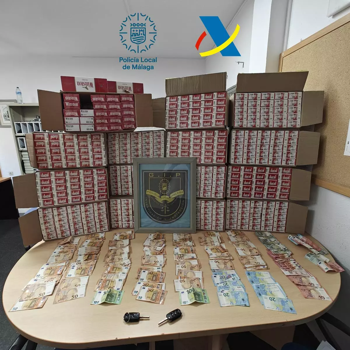 Intervienen 4.000 cajetillas de tabaco de contrabando y 7.530 euros en el aparcamiento de Parcemasa