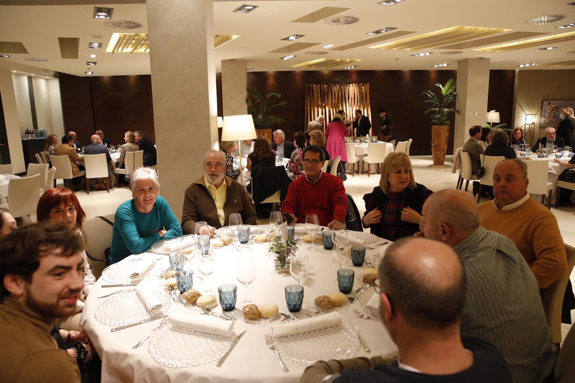 La entrega de premios de la Federación de Peñas Taurinas de Asturias, en imágenes