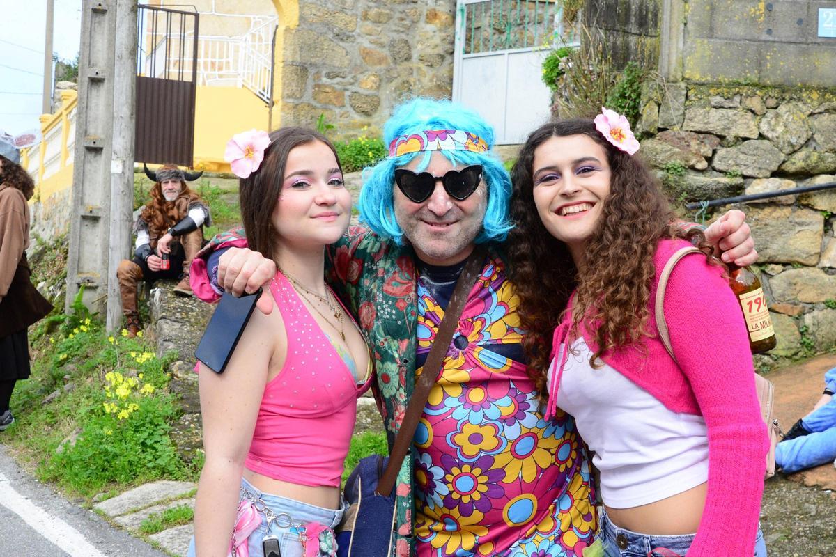 Colorido en el Martes de Entroido en O Hío