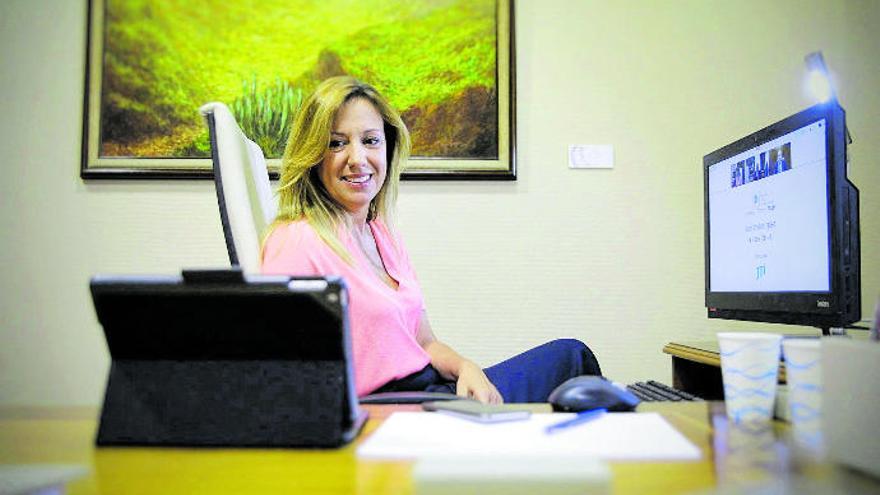 Rosa Dávil, vicepresidenta del Parlamento de Canarias y exconsejera de Hacienda del Gobierno regional, ayer, durante el encuentro digital.