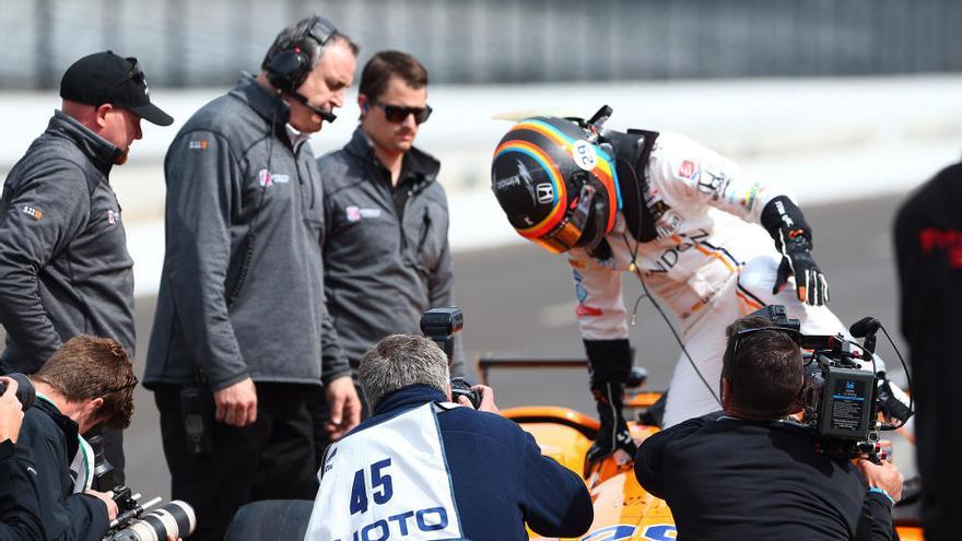 Alonso, tras probar con su coche de la Indy Car: &quot;Ha sido un buen comienzo&quot;