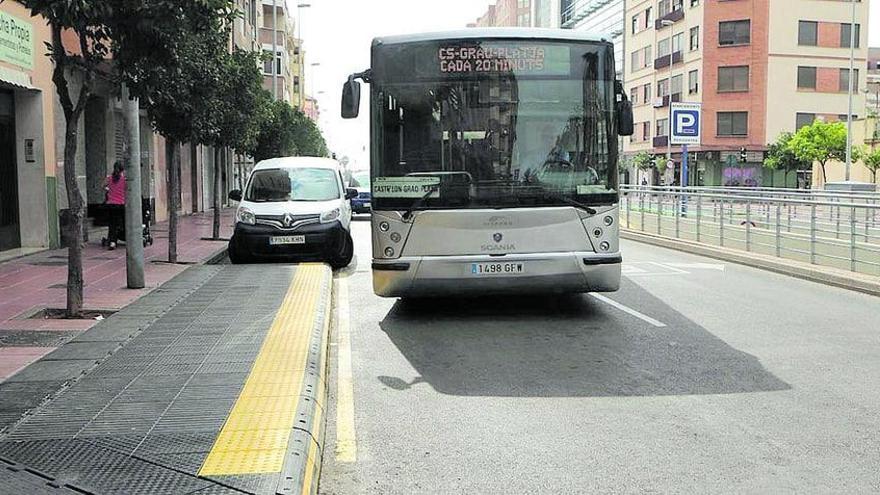 La red de transporte público de Castelló celebra dos años de apuesta accesible