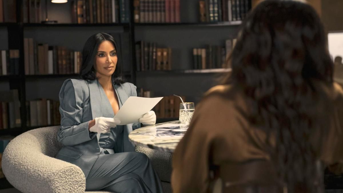 Fotograma de 'Todas las de la ley', aparece Kim