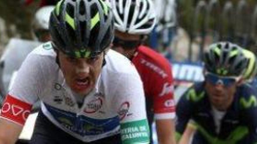 Marc Soler en una etapa de la Volta amb Contador i Valverde al darrere