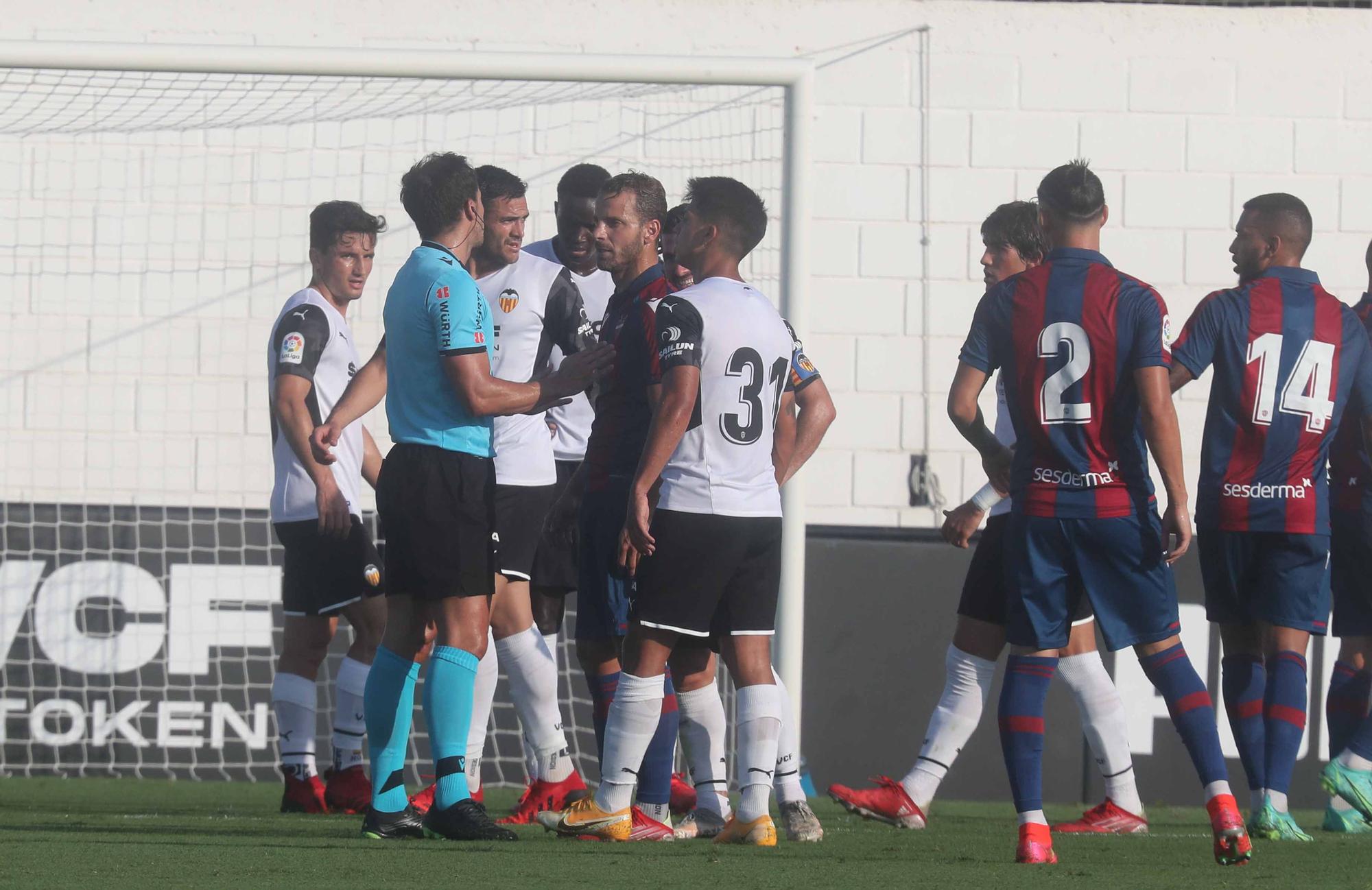 Intensidad y carácter durante el Valencia - Levante