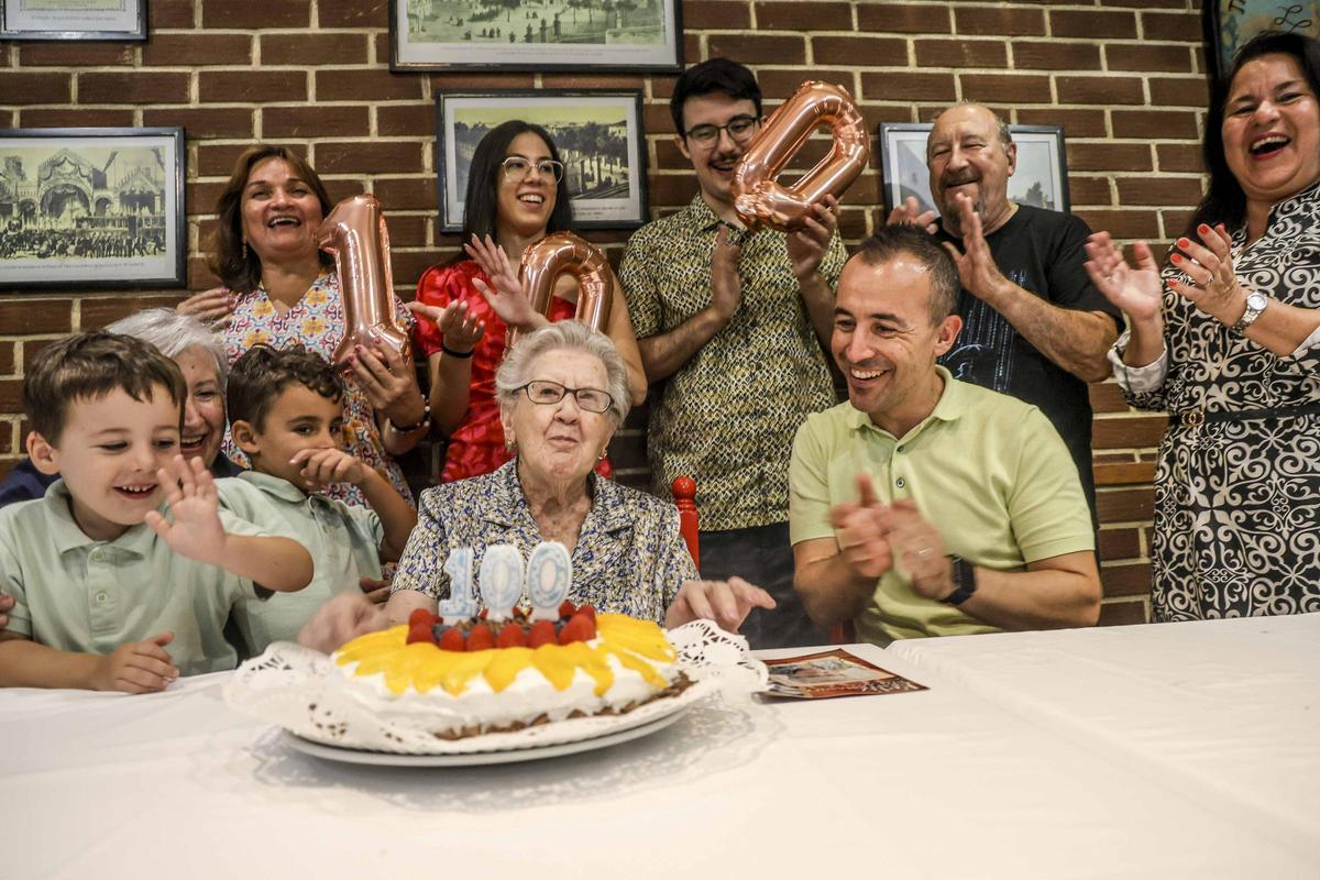 Una celebración centenaría de Ángeles Vidal
