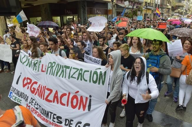 Manifestación de estudiantes contra la LOMCE