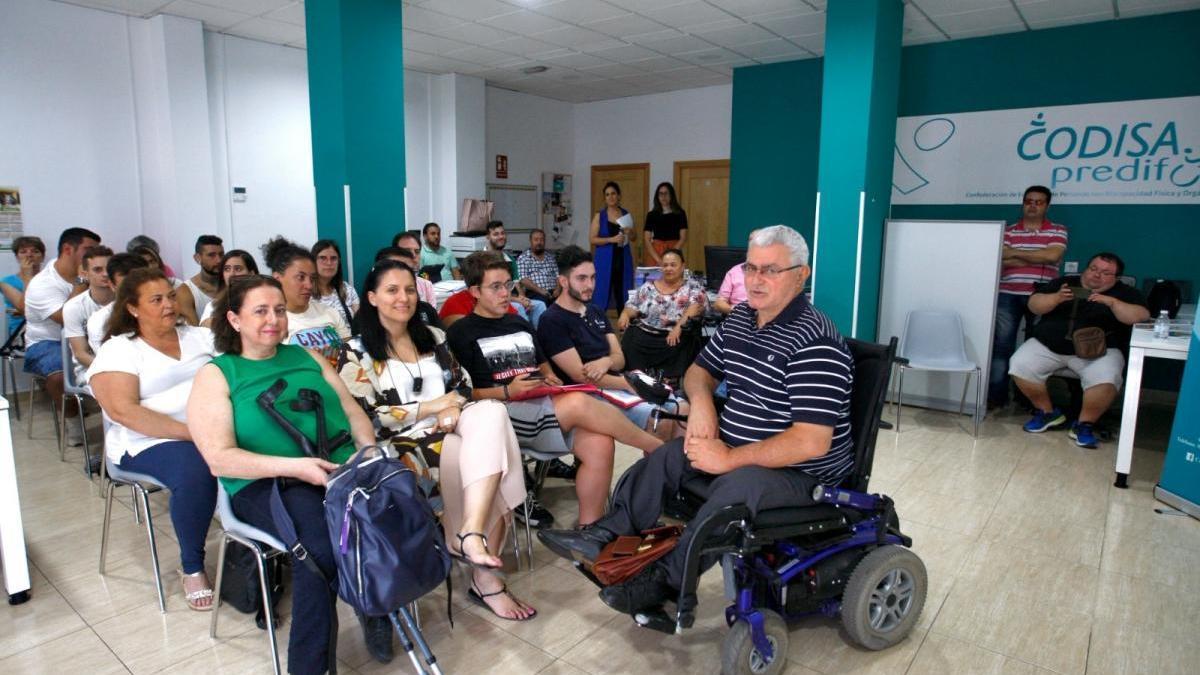 &quot;No hay un barrio en Córdoba que sea accesible&quot;, denuncia la Confederación de Personas con Discapacidad Física de Andalucía