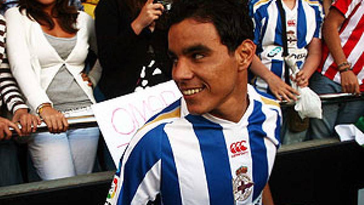 Omar Bravo está a la espera de desvincularse del Deportivo
