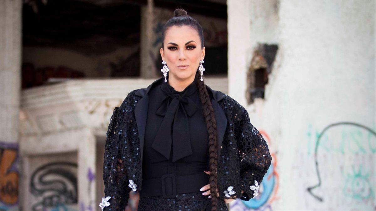 Edith Márquez, la ranchera que ya se atreve a cantar groserías