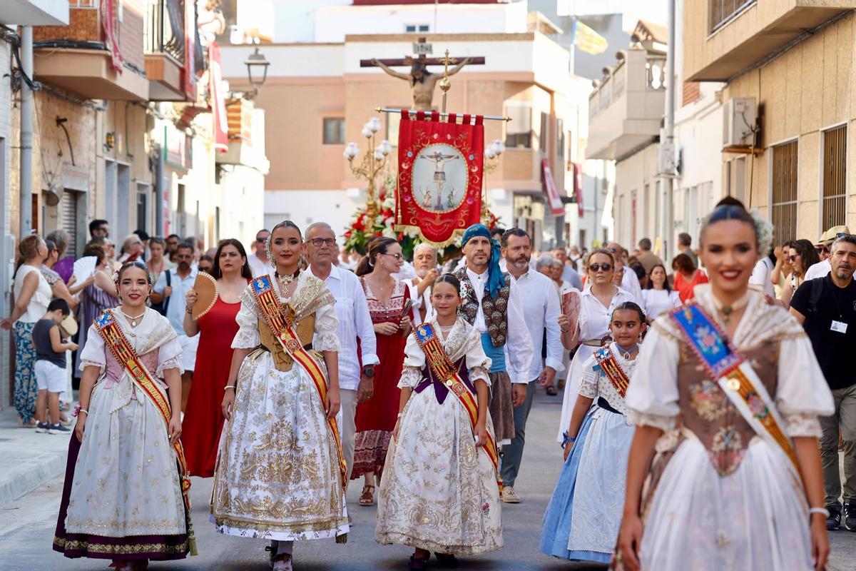 Homenaje al Cristo de la Salud en el 50 aniversario de su romería por l'Albufera