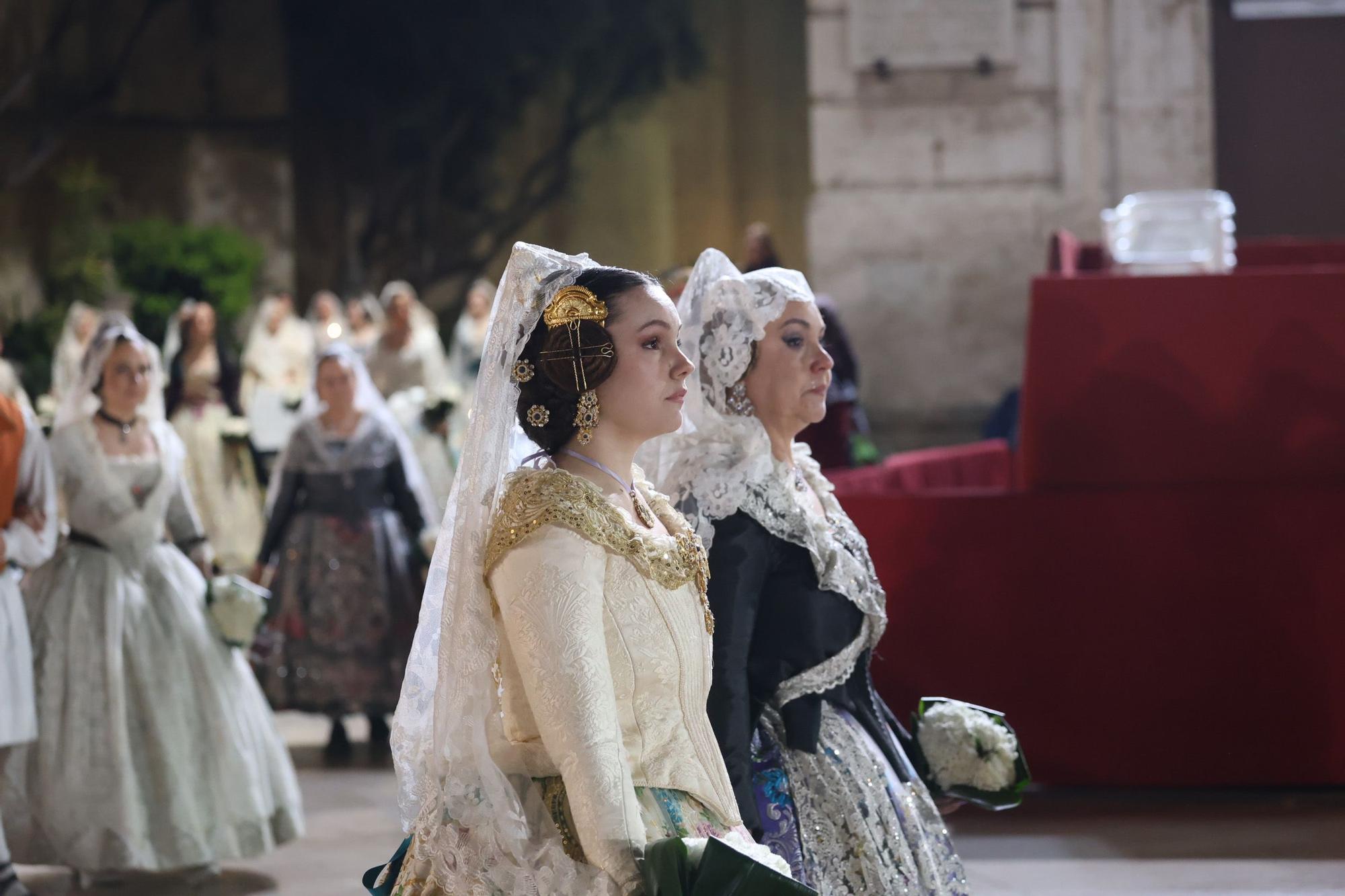 Búscate en el segundo día de la Ofrenda en la calle San Vicente entre las 21 y las 22 horas