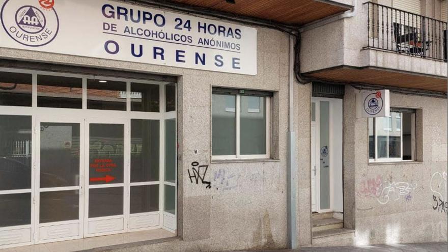Imagen datada en 2023 del local del Grupo 24 Horas de Alcohólicos Anónimos en Ourense. | Google