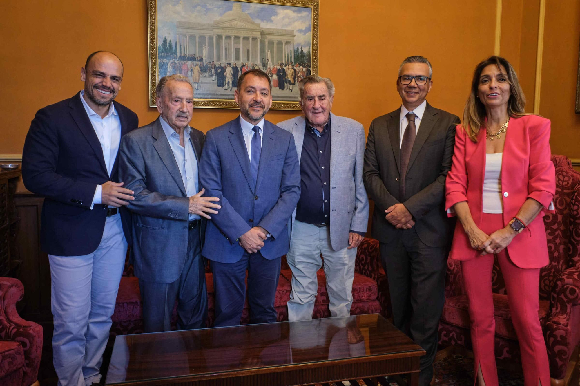 Homanaje a Juan Viñas en el Ayuntamiento de Santa Cruz