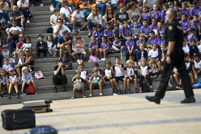 27-09-19 LAS PALMAS DE GRAN CANARIA. . LAS PALMAS DE GRAN CANARIA. Jornada de puertas abiertas de la Policía Nacional en el Parque Juan Pablo II. Fotos: Juan Castro.  | 27/09/2019 | Fotógrafo: Juan Carlos Castro