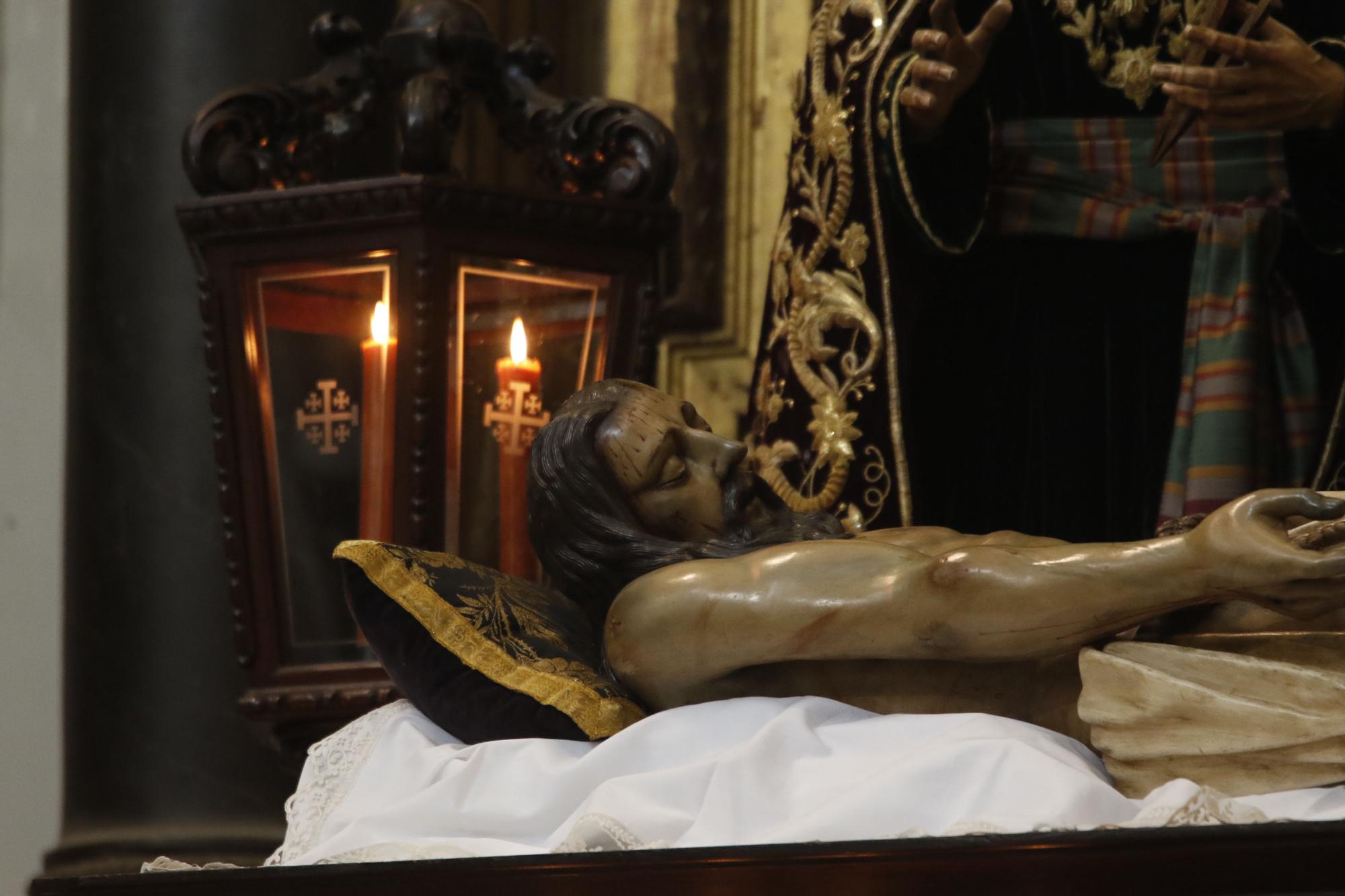 Viernes Santo. Sepulcro