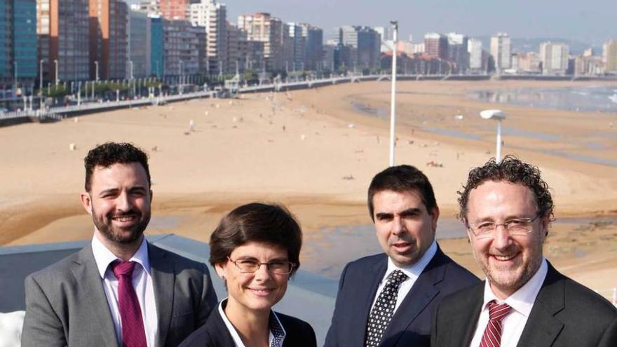 Por la izquierda, Daniel e Irene Álvarez, P. Robles e Ignacio Mezinger.