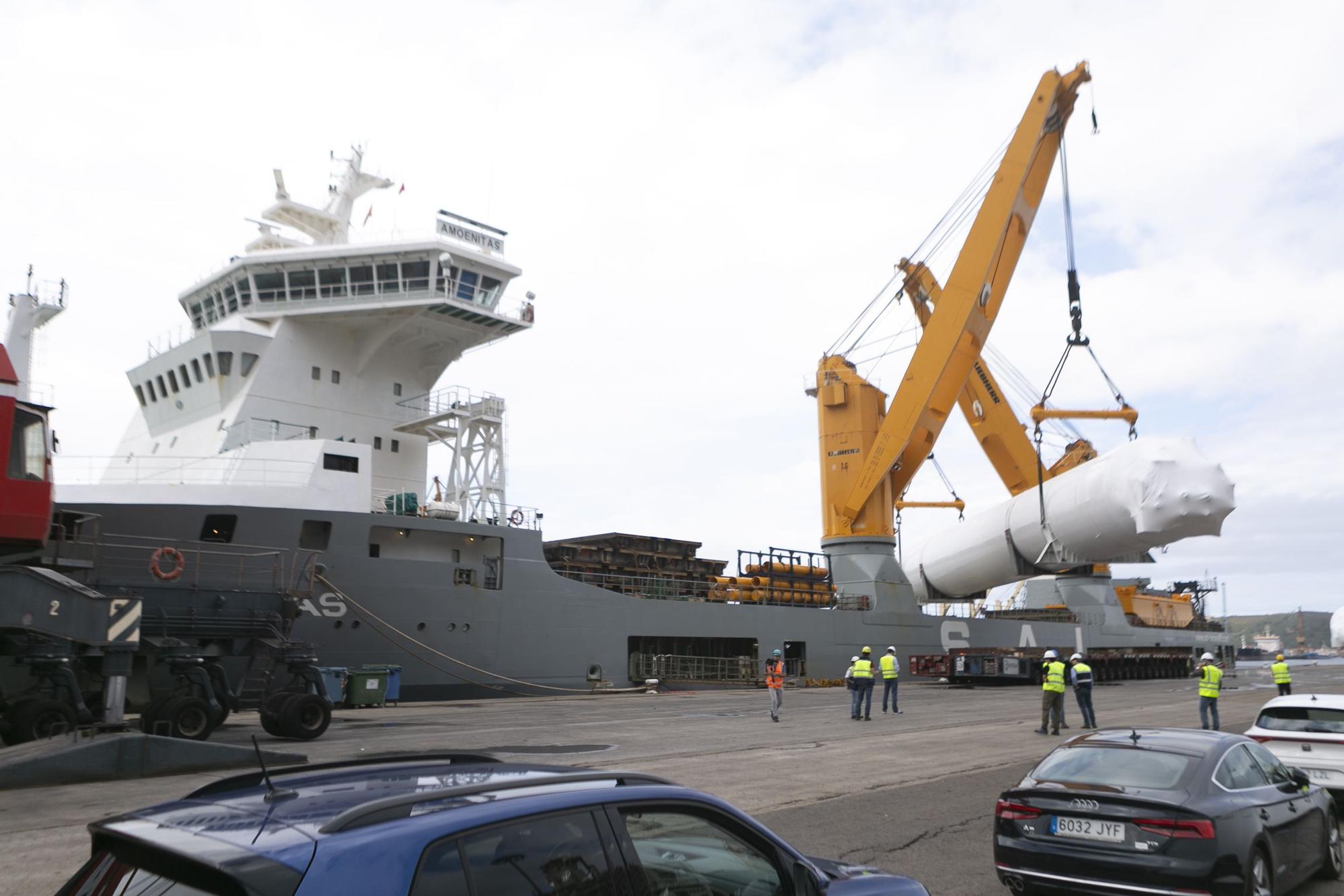 EN IMÁGENES: Idesa expide cuatro tanques para la mayor terminal española de gas para buques, en Algeciras