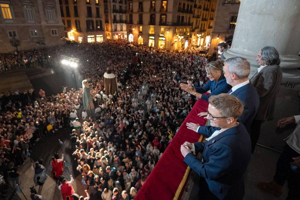 Emma Vilarasau, pregonera de la Mercè, da comienzo a la fiesta