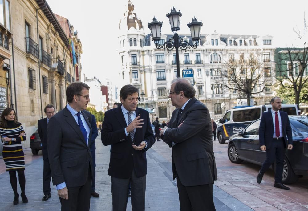 Reunión de presidentes en Oviedo