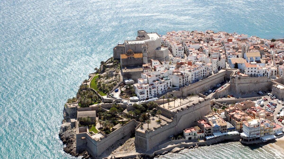 El castell del Papa Lluna, de Peníscola, és un dels monuments més importants de tota la província de Castelló.