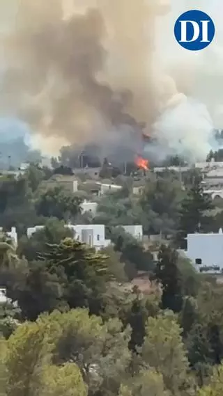 Un nuevo incendio de vegetación en Ibiza moviliza a los servicios de emergencia en la carretera de Sant Josep