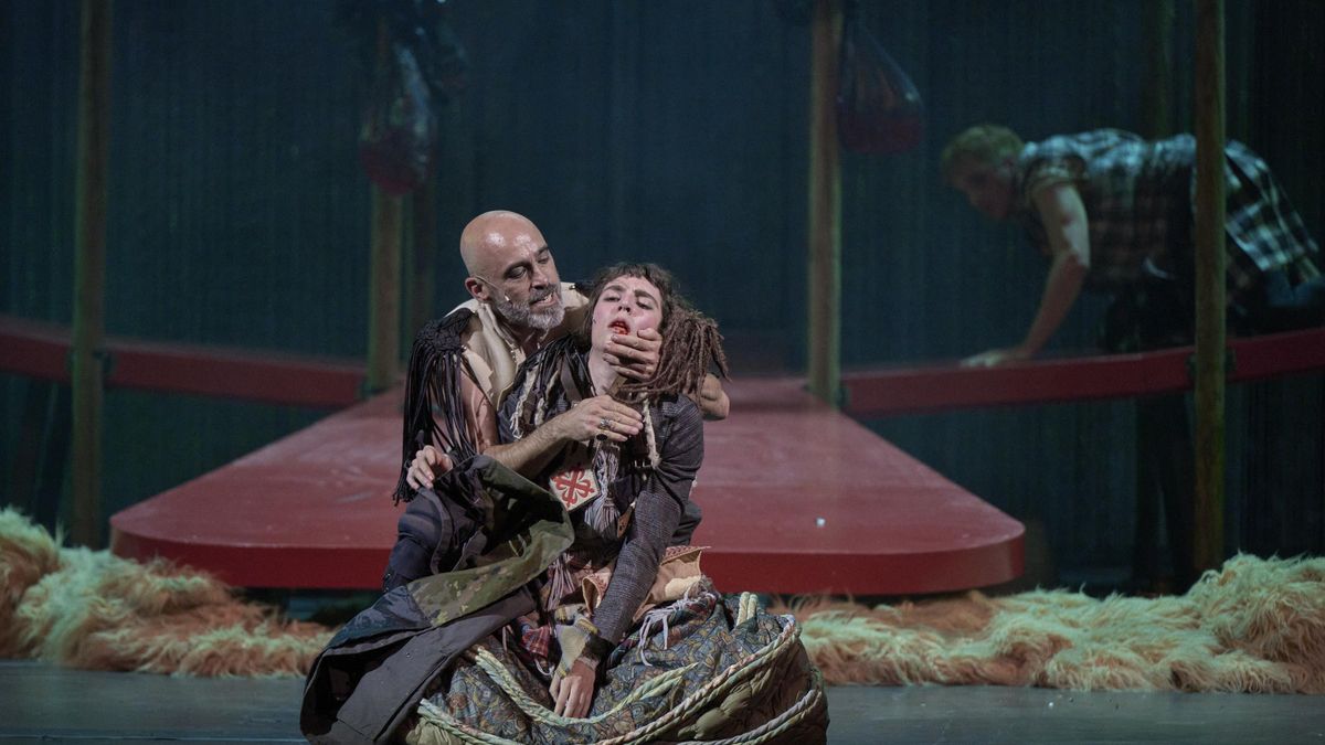 La Compañía Nacional de Teatro Clásico (CNTC) llega al Festival Internacional de Teatro Clásico de Almagro con una nueva producción de 'Fuenteovejuna', de Lope de Vega, diriga por Rakel Camacho.