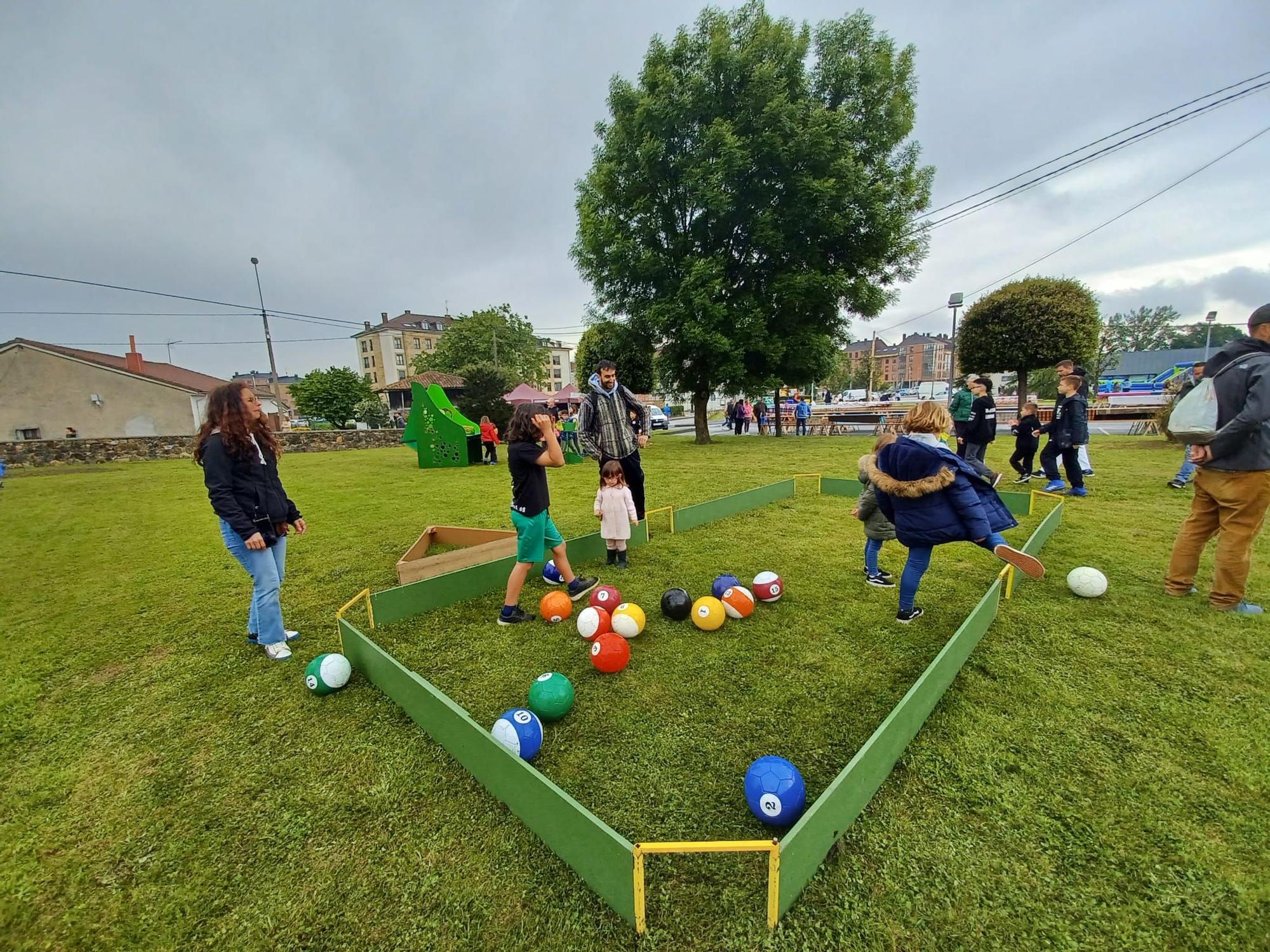 Llanera, paraíso de las familias: así está siendo la gran fiesta en los jardines de la Casa de Cultura de Lugo