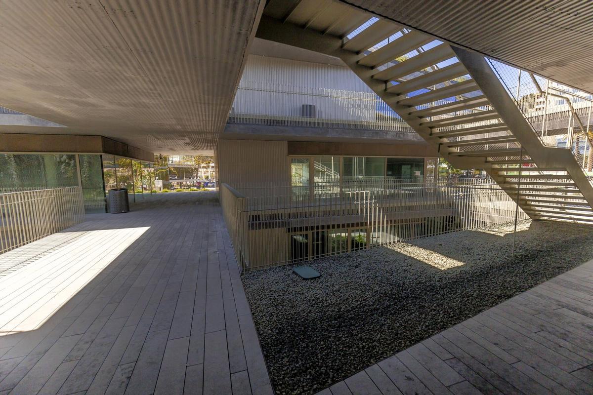 Inauguración del Club de Mar: cose el Passeig Marítim con el puerto y ofrece un nuevo balcón a Palma Inauguración del Club de Mar: cose el Passeig Marítim con el puerto y ofrece un nuevo balcón a Palma