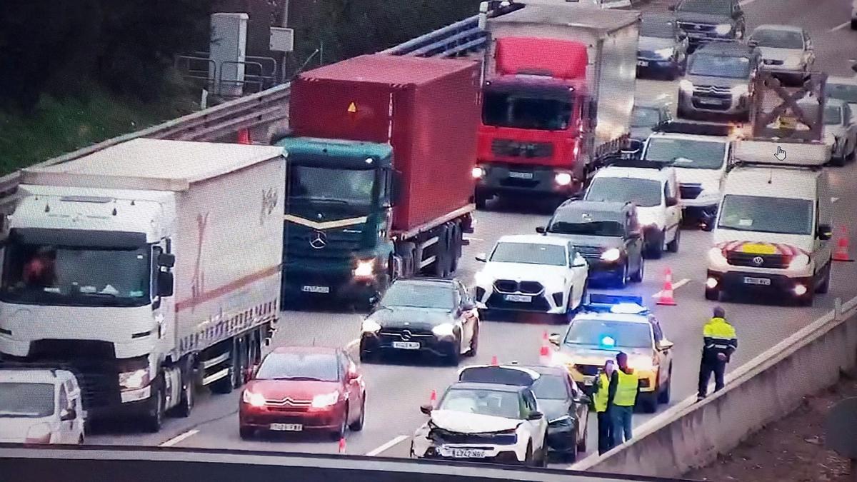 Accidente en la AP-7 en Barberà este lunes