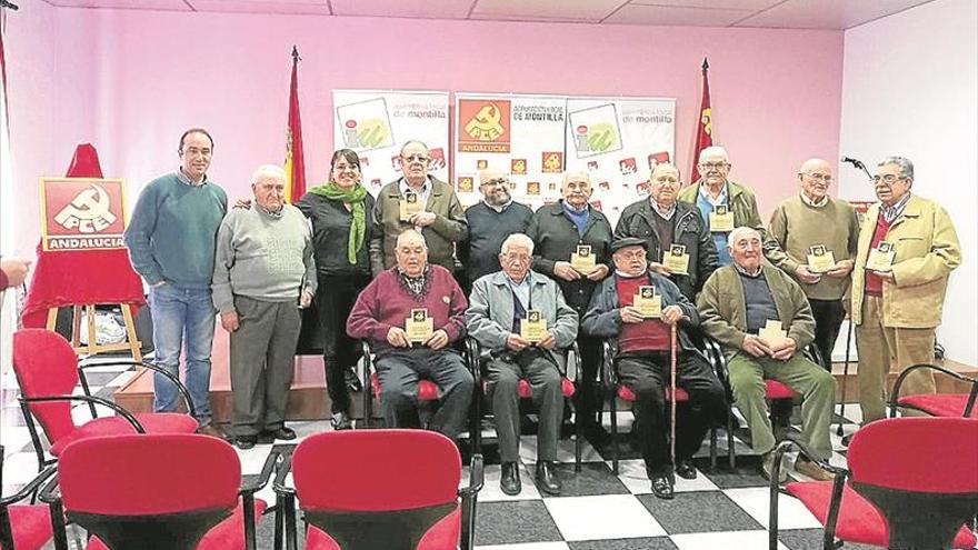 El Partido comunista de andalucía RINDE homenaje a sus militantes más veteranos