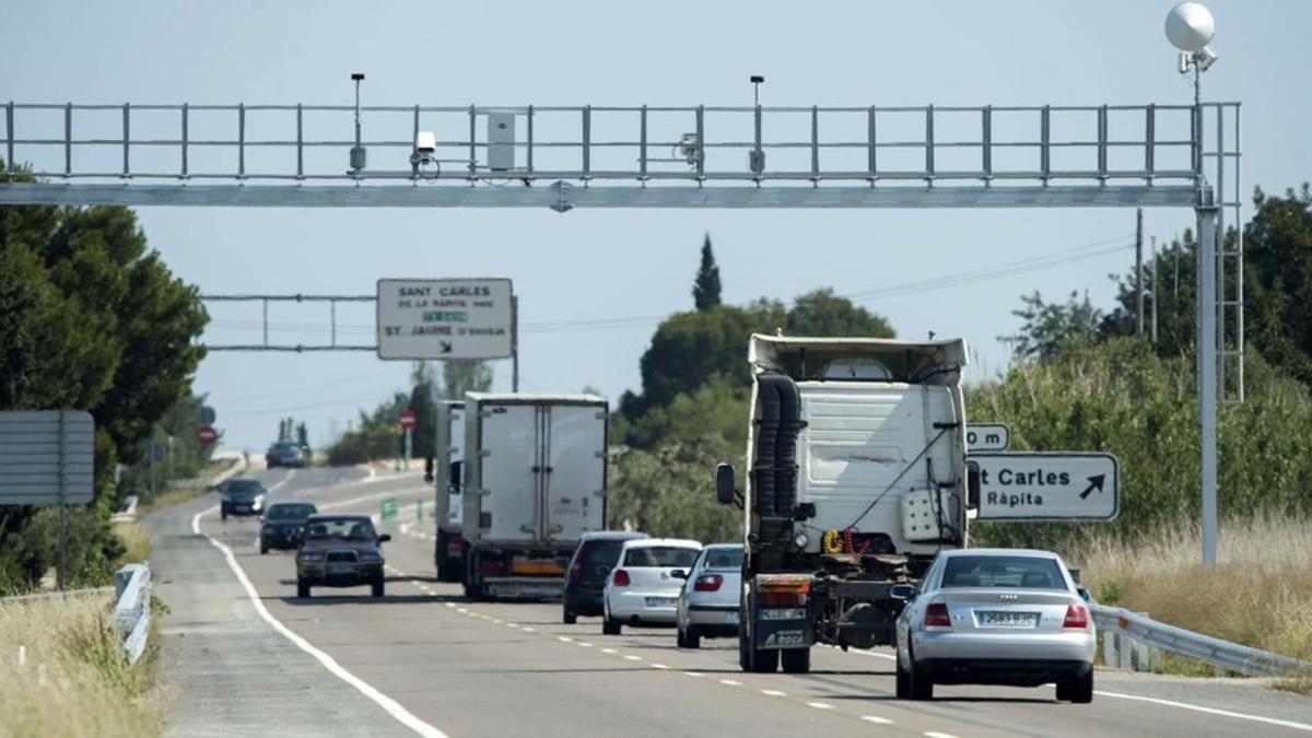 Radar en la N-340, entre Amposta y Sant Carles de la Ràpita.