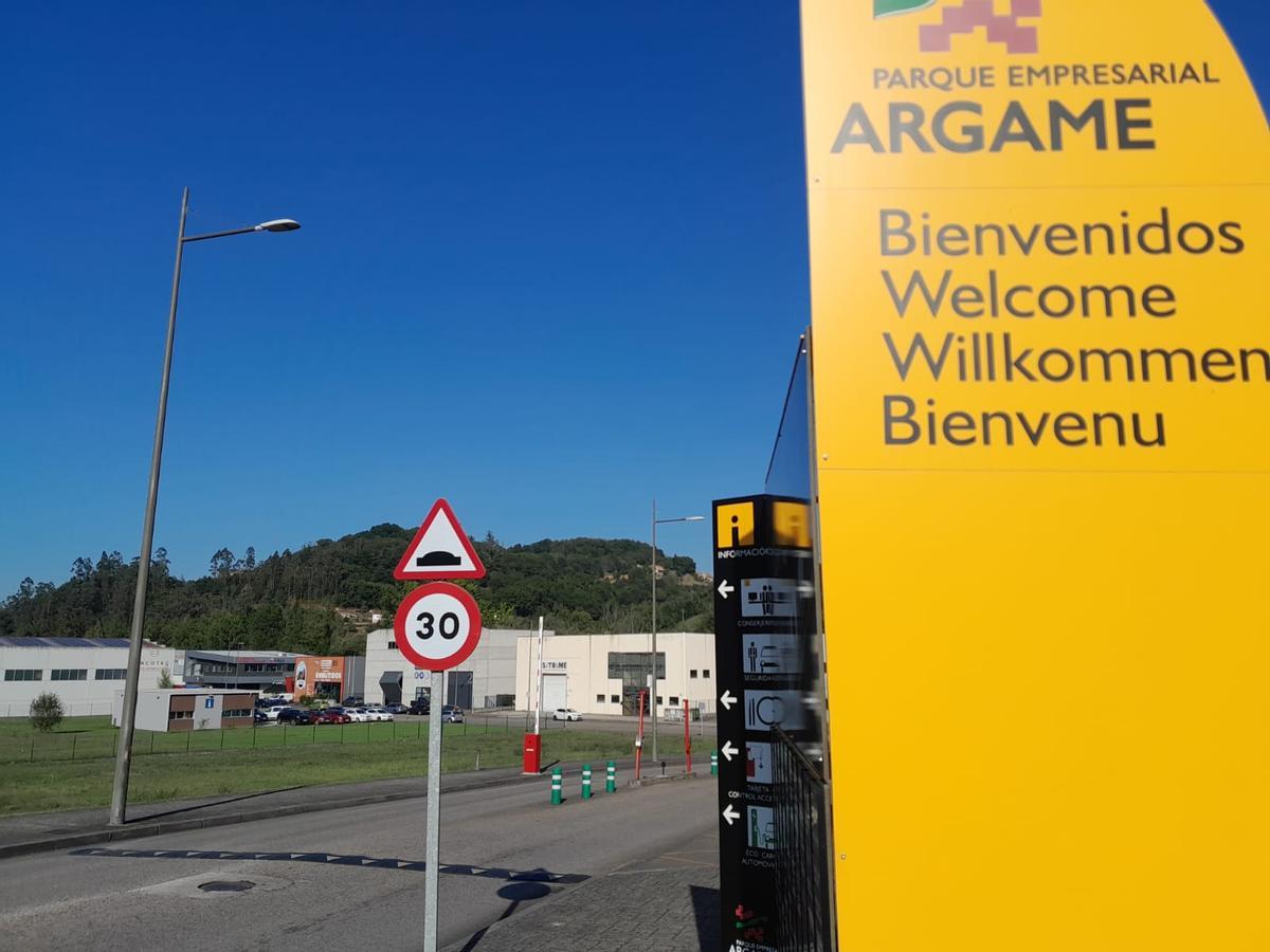 La entrada al parque empresarial de Argame, en Morcín.