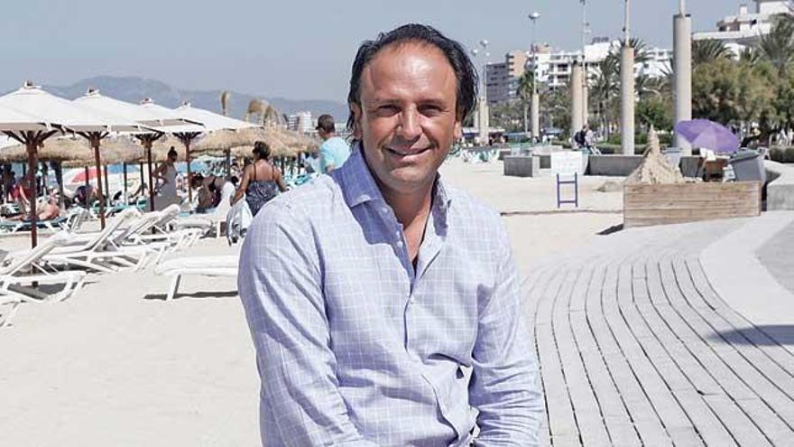 Juan Miguel Ferrer (Palma, 1970) es uno de los impulsores de la marca Palma Beach, que nace para distinguir a los negocios que apuesten por la calidad, la renovación y un turismo saludable y sostenible.