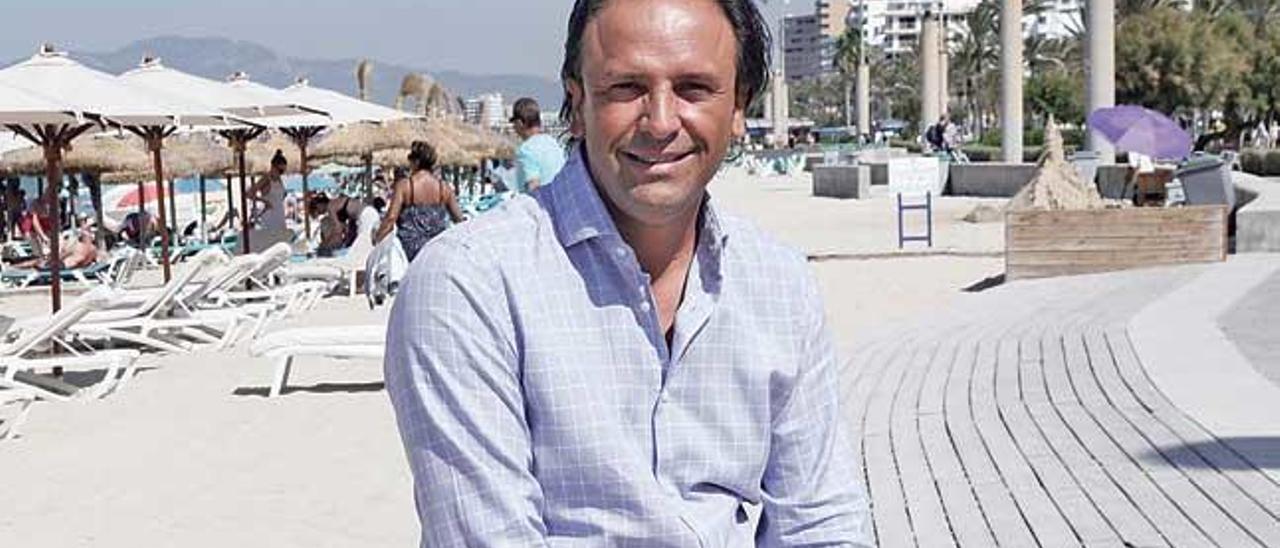 Juan Miguel Ferrer (Palma, 1970) es uno de los impulsores de la marca Palma Beach, que nace para distinguir a los negocios que apuesten por la calidad, la renovación y un turismo saludable y sostenible.