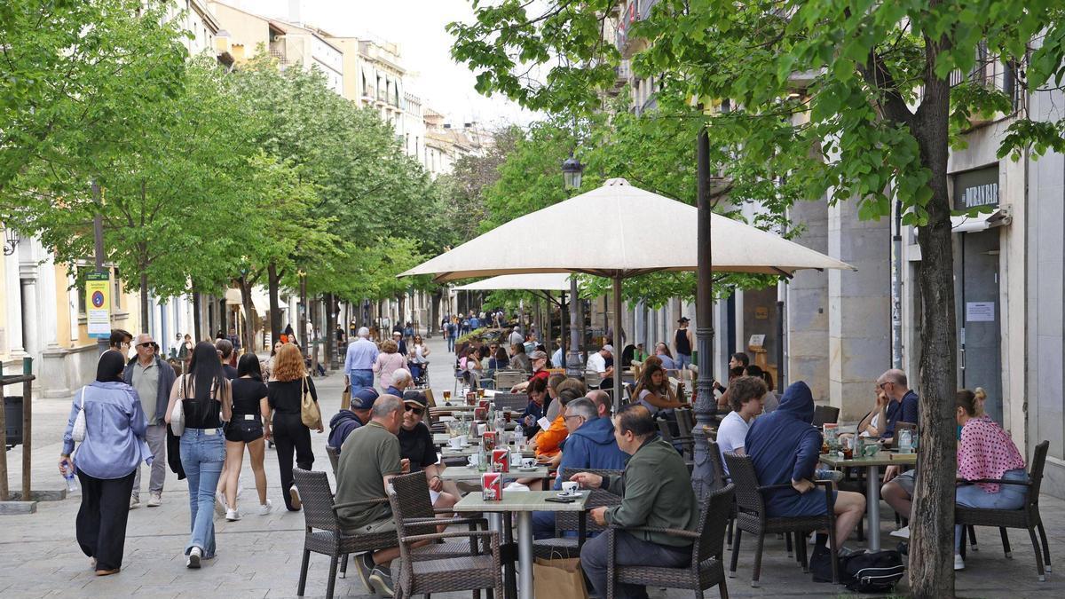 Terrasses a la Rambla de la Llibertat de Girona.