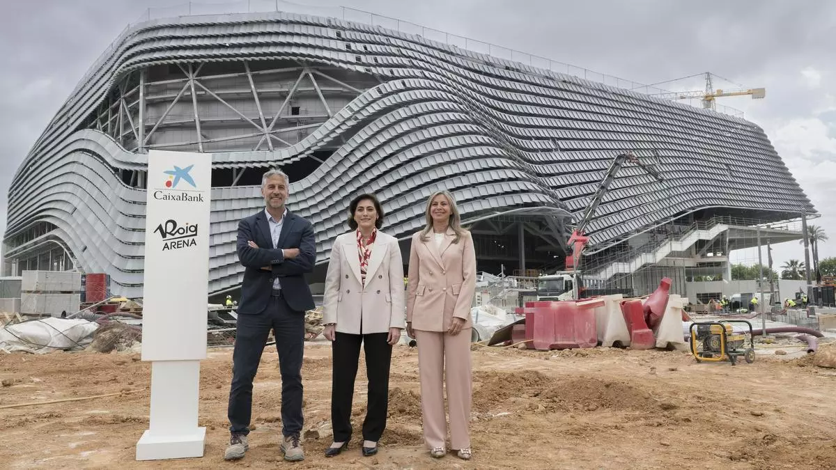 CaixaBank se convierte en patrocinador oficial del Roig Arena para los próximos cuatro años