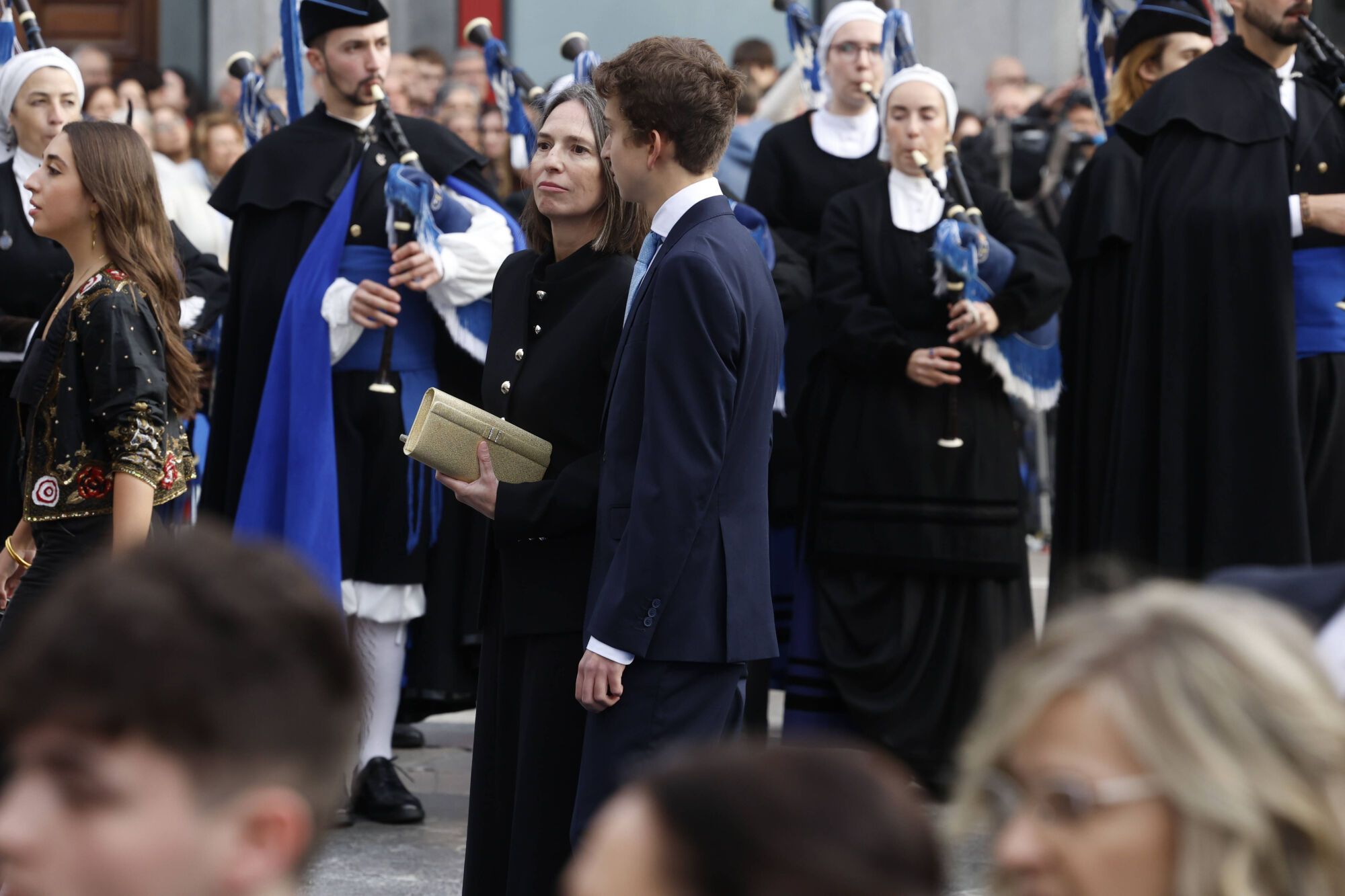  Así fue la llegada de los invitados a los premios "Princesa de Asturias" y su paso por la alfombra azul