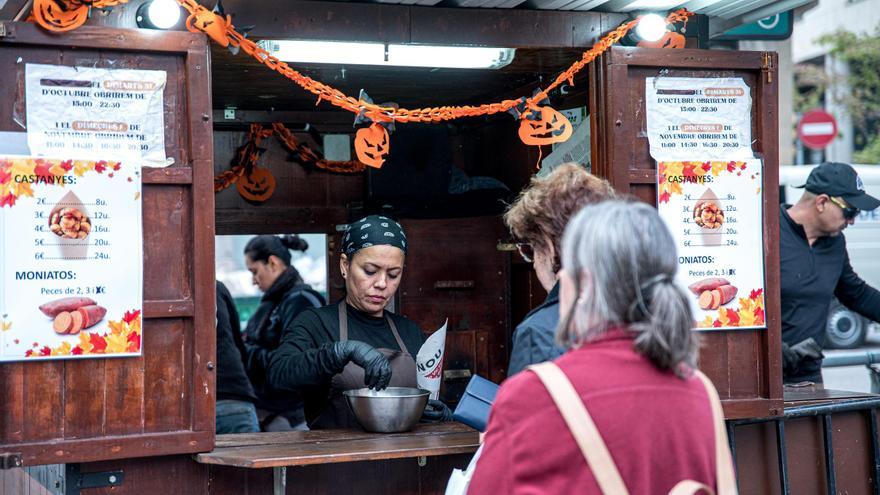 L’olor a castanyes torrades s’escampa a Manresa amb quatre punts de venda