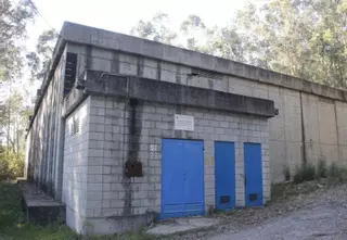 Cangas se adelantó en julio con el cierre de los grifos en los arenales