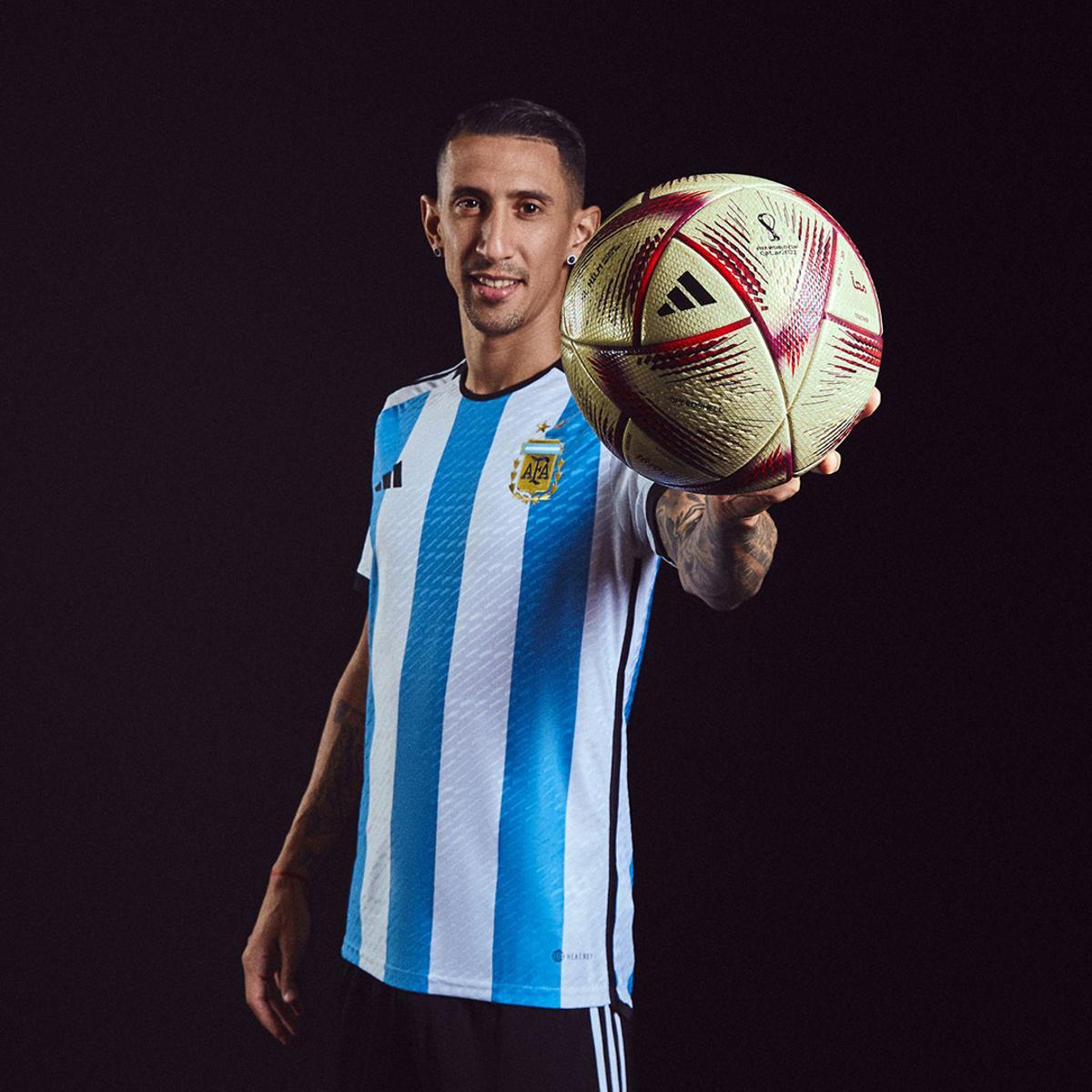 Argentina ya posa con el balón de la final