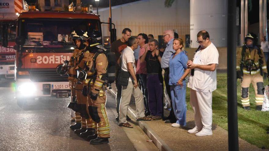 Incendio por un fallo eléctrico en el Hospital Provincial