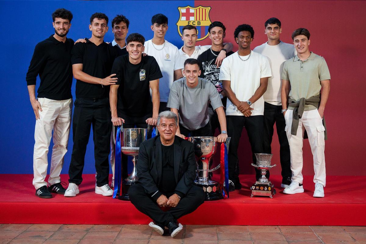 La fiesta de los campeones: Así posaron en la cena de celebración