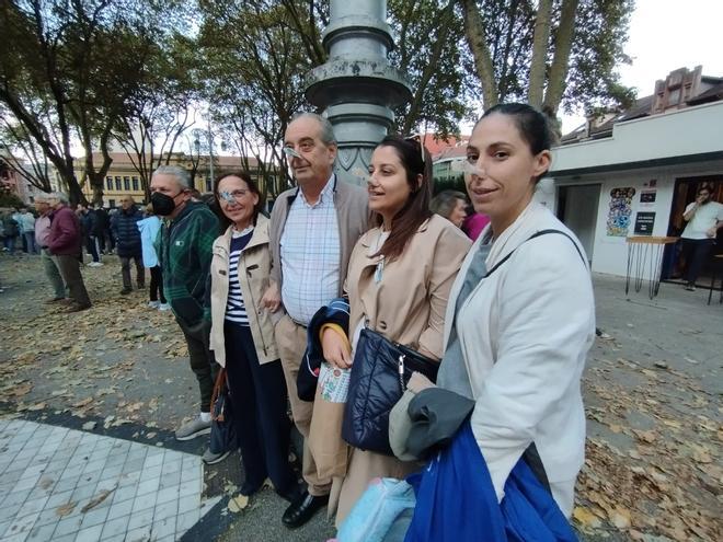 Así fue la concentración contra el mal olor en Langreo