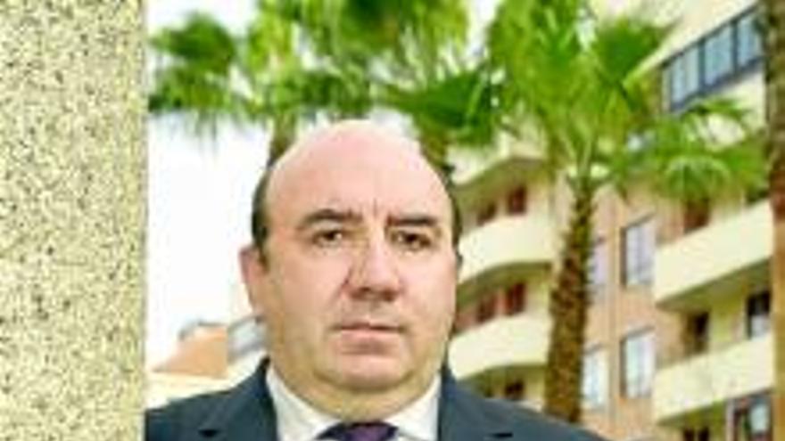 Luis Jiménez Pulido PREGONERO DE LA SEMANA SANTA 2013 : &quot;El auténtico título de la Pasión cacereña debe ser el de la caridad y la solidaridad&quot;