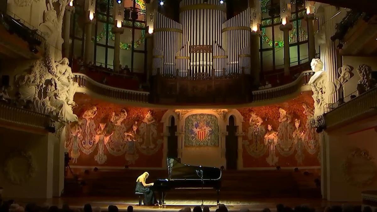17 12 2020 icult  Valentina Lisitsa en el Palau de la Musica