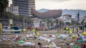 L’AMB preveu un dispositiu per netejar les platges després de la revetlla