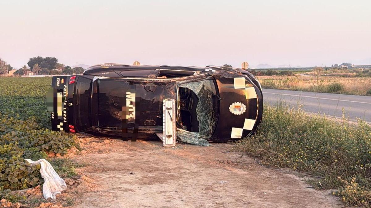 Vehículo de la Policía Local de Torre Pacheco siniestrado.