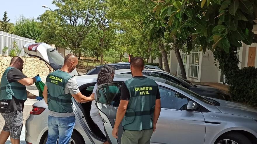 Dos detenidos por robar relojes de lujo con violencia en Calvià y Andratx